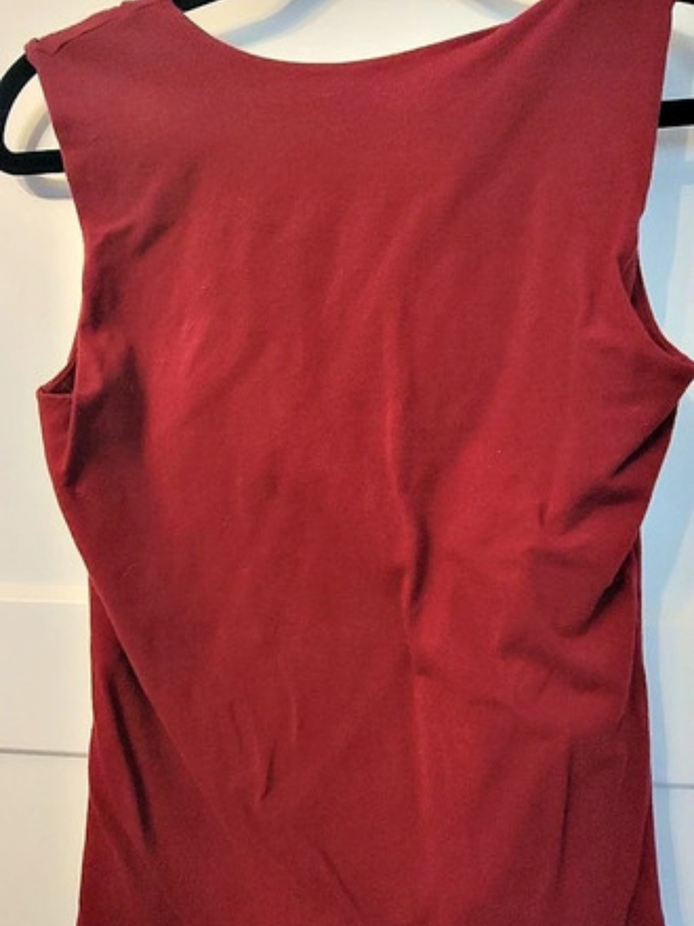 Studio Red Tank Top Size Large - Picture 2 of 6